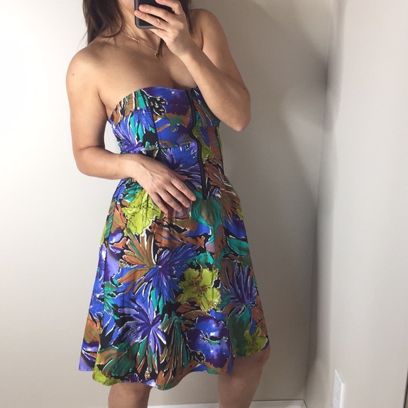 UO Urban Renewal Vintage strapless dress - Picture 3 of 8